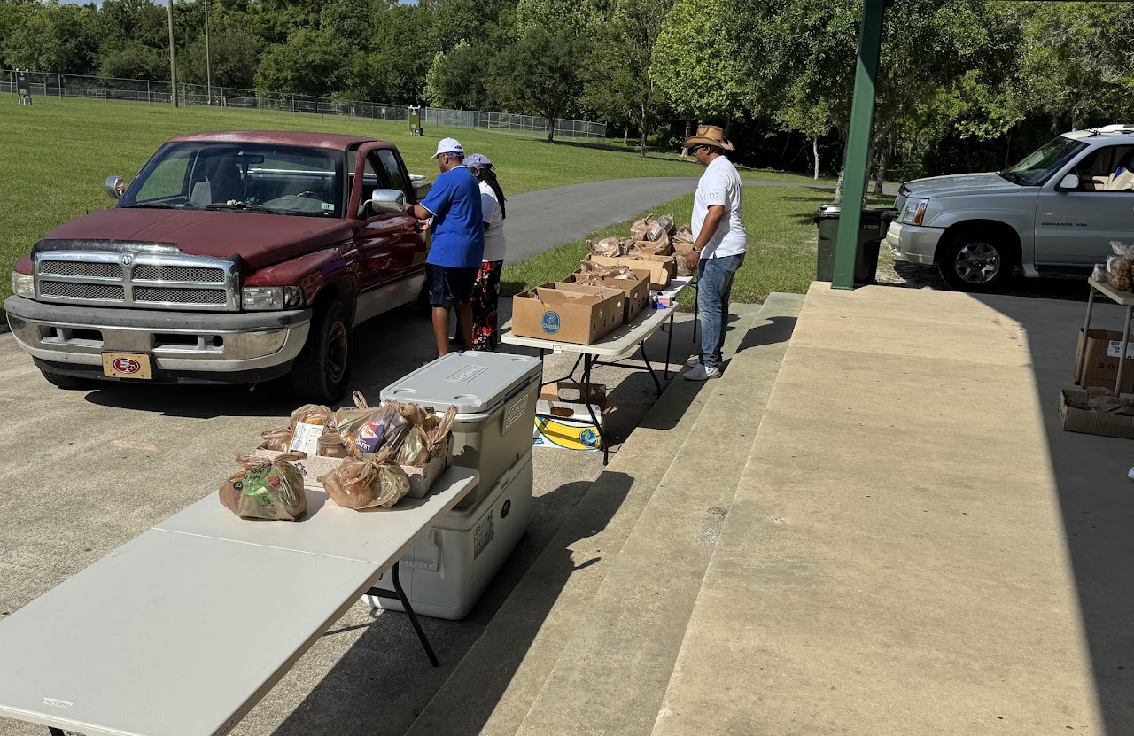 Health Fair and Food Drive 4